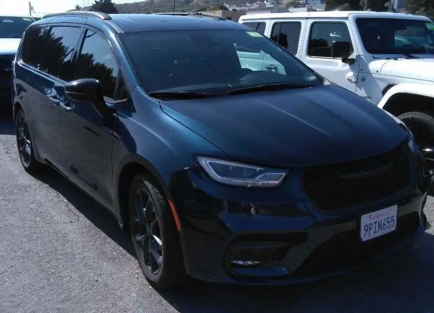 2025 Chrysler Pacifica Limited photo 1