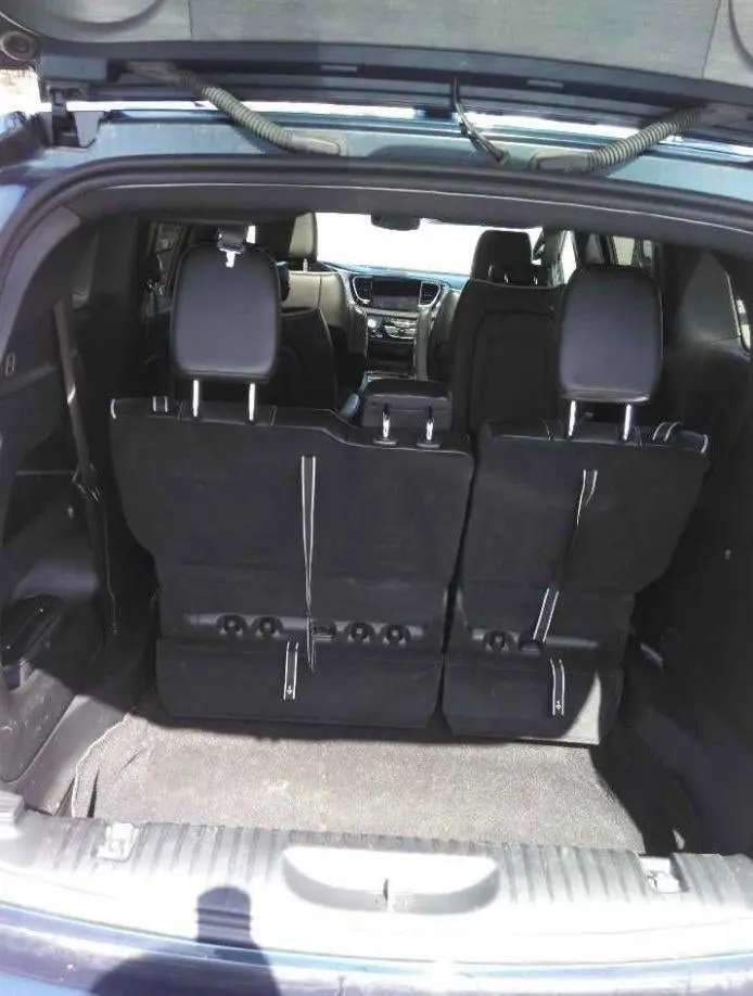 2025 Chrysler Pacifica Limited photo 3