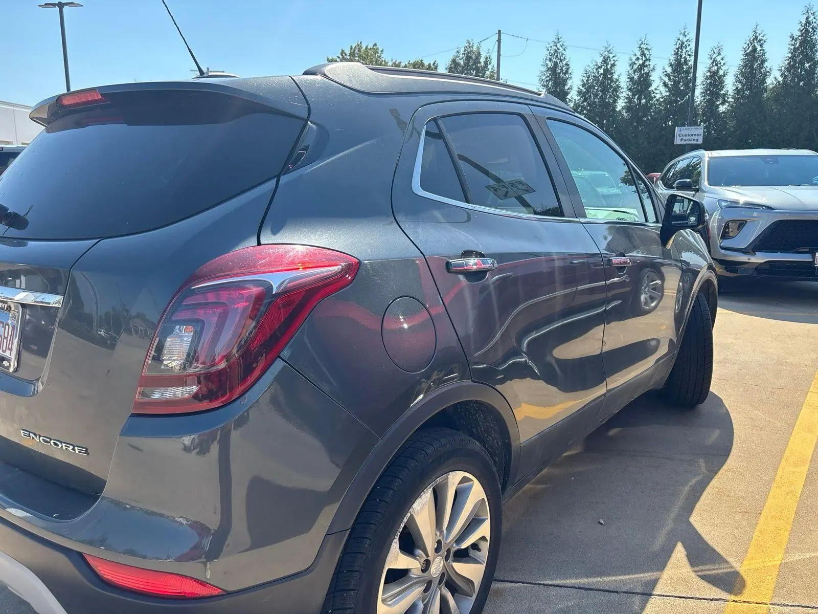 2017 Buick Encore Preferred photo 3