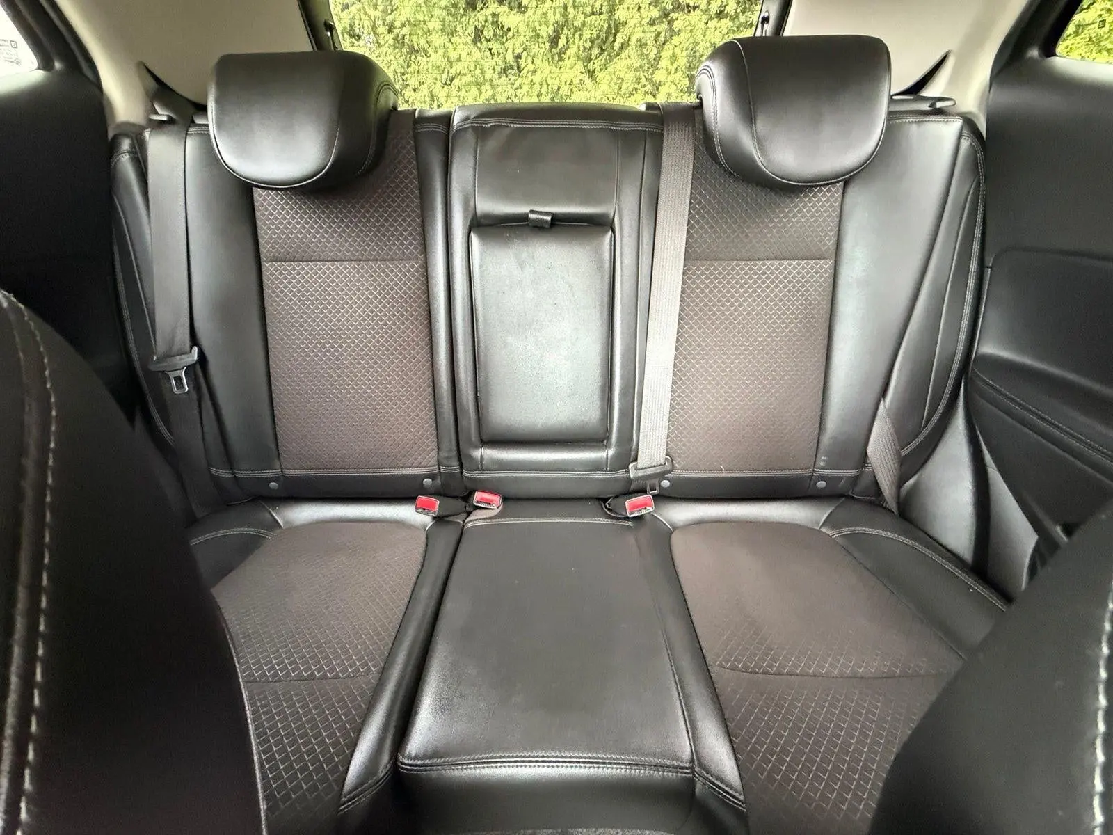 2019 Buick Encore Preferred AWD photo 3
