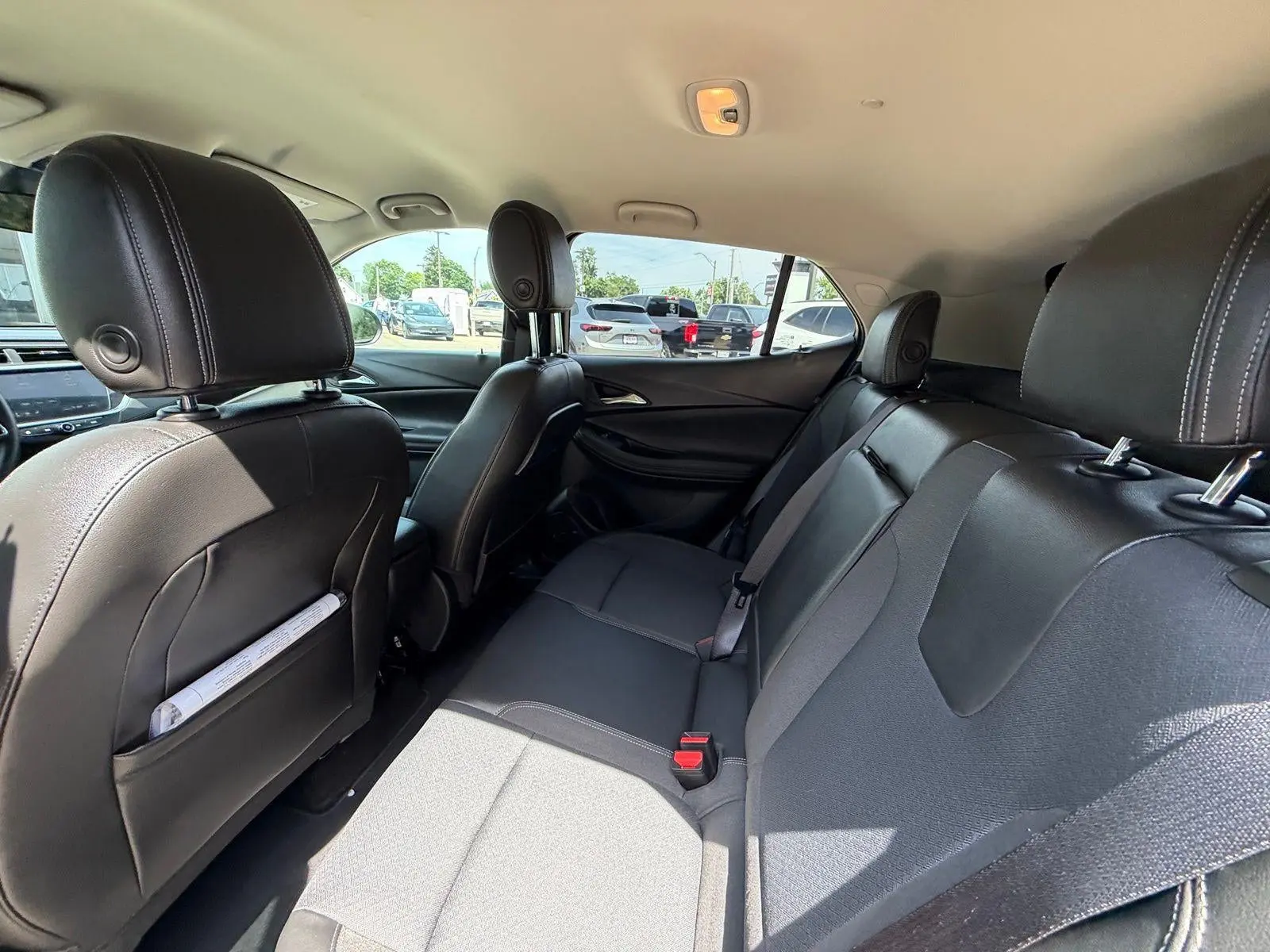 2023 Buick Encore GX Select photo 5
