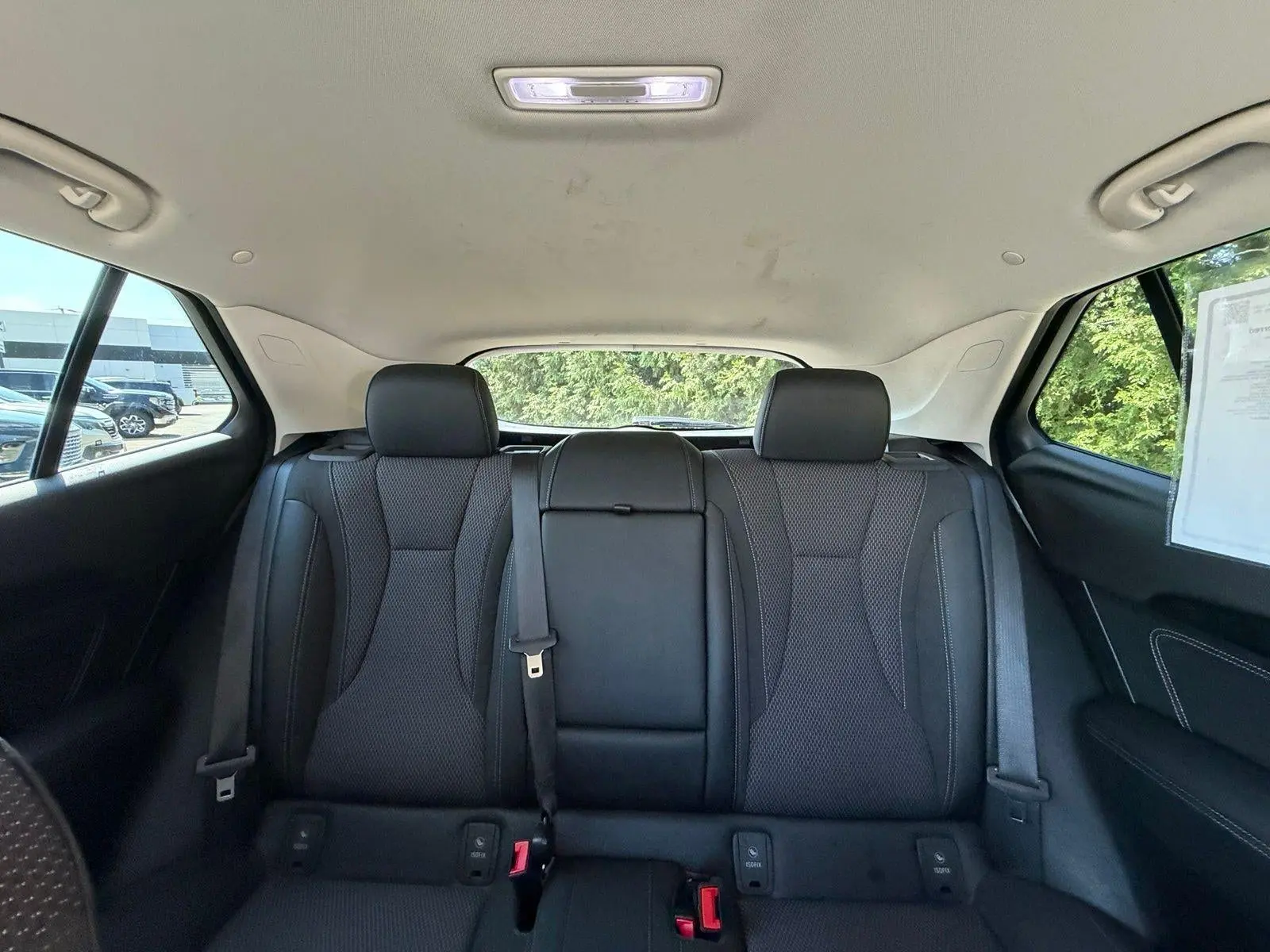 2023 Buick Envision Preferred AWD photo 3