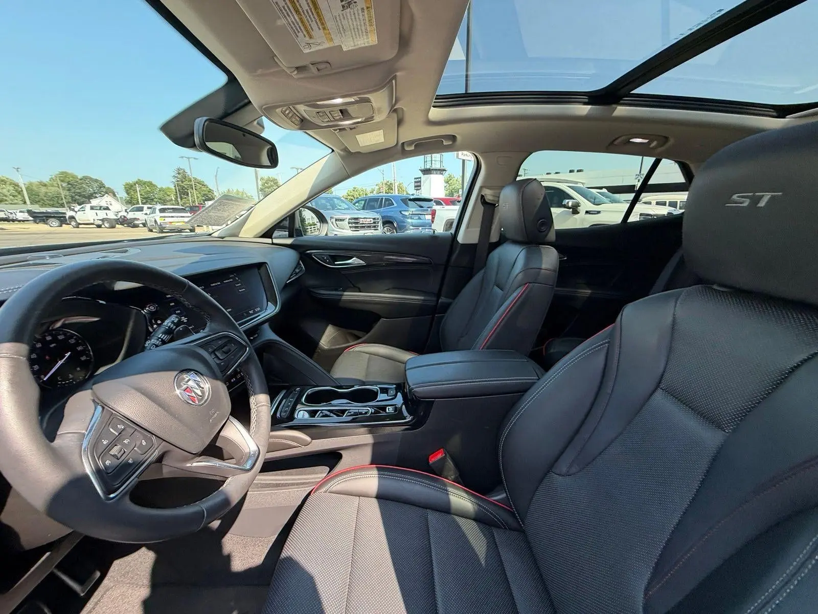2023 Buick Envision Essence AWD photo 4