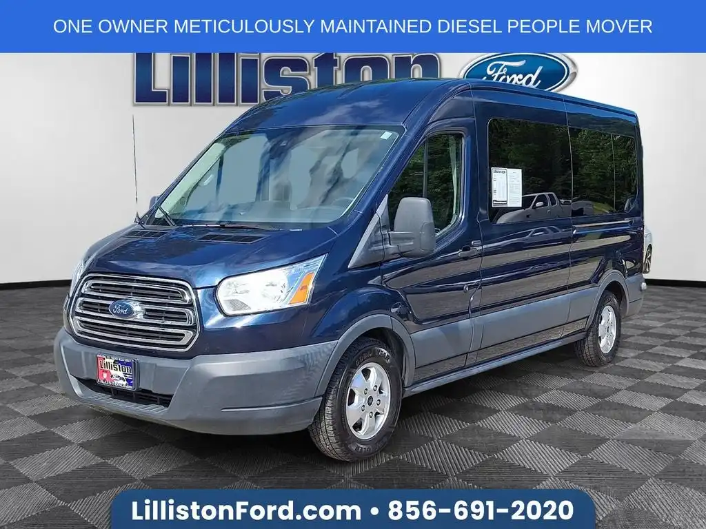 2018 Ford Transit 350 XLT Wagon Med Roof Sliding Pass. 148's photo