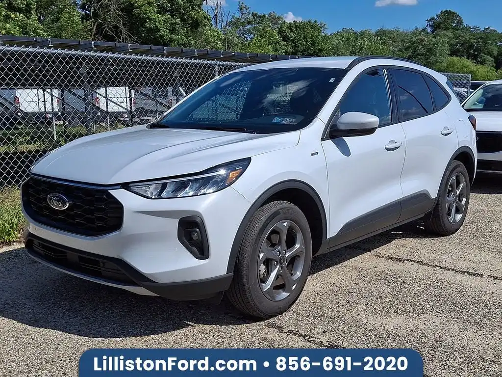 2025 Ford Escape ST-Line Select AWD 2.0L's photo