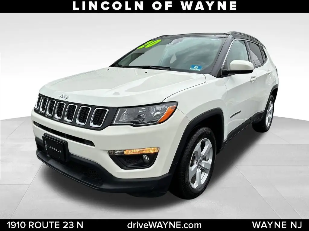 2020 Jeep Compass Latitude 4X4 photo 1