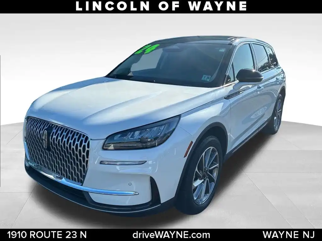 2024 Lincoln Corsair Premiere AWD's photo