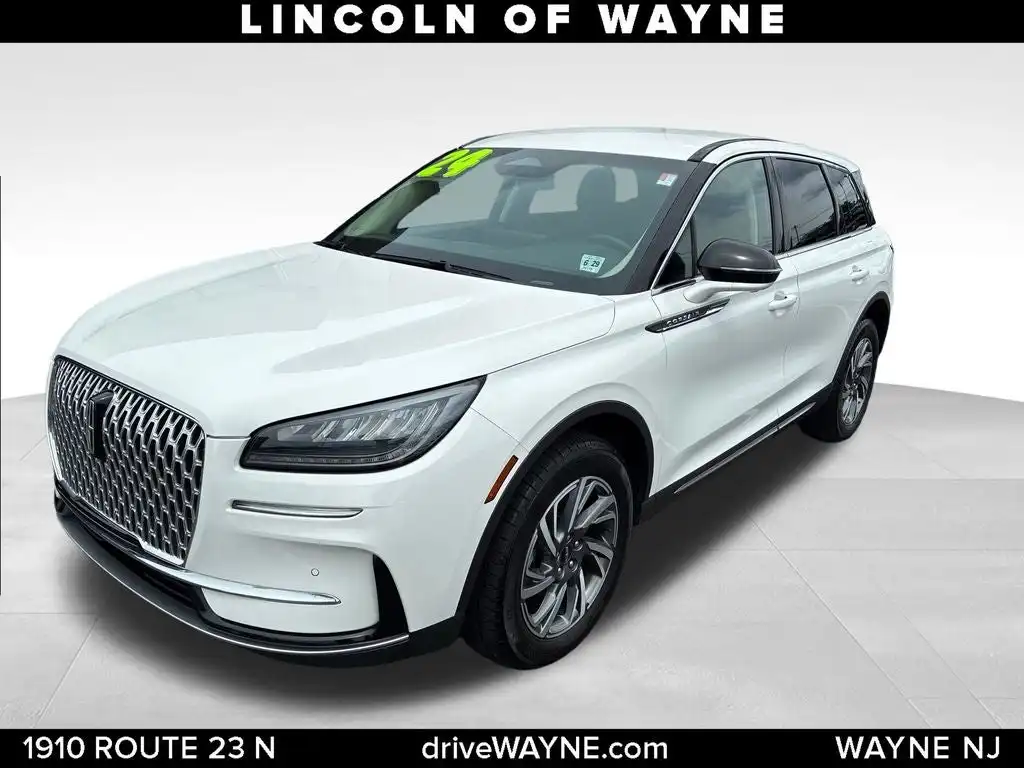 2024 Lincoln Corsair Premiere AWD's photo