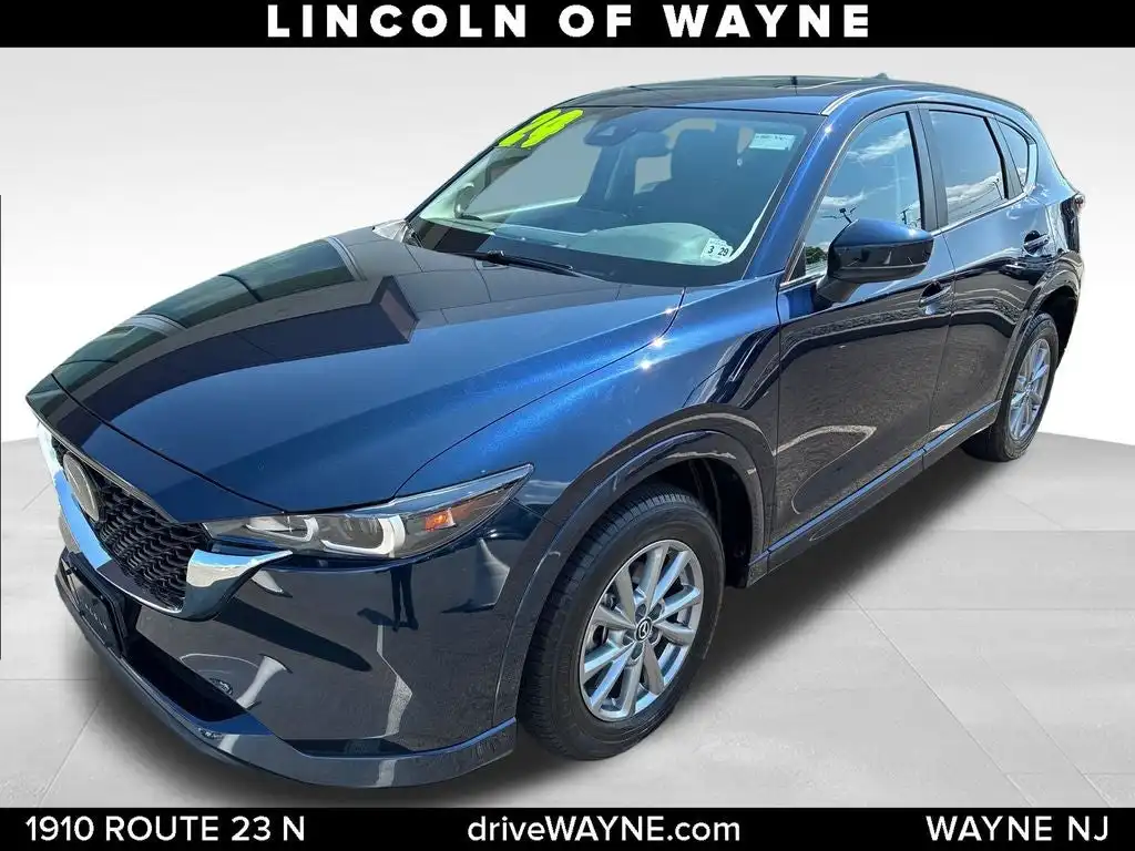 2024 Mazda CX-5 S Preferred package Auto AWD's photo