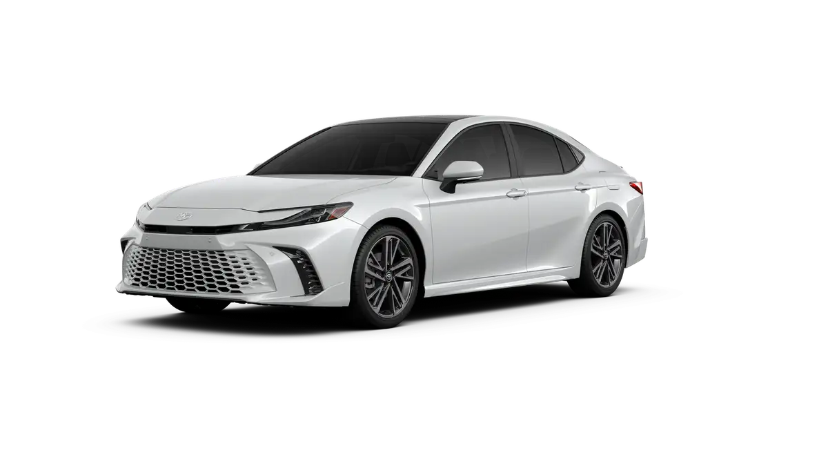 2026 Toyota Camry XSE Hybrid's photo