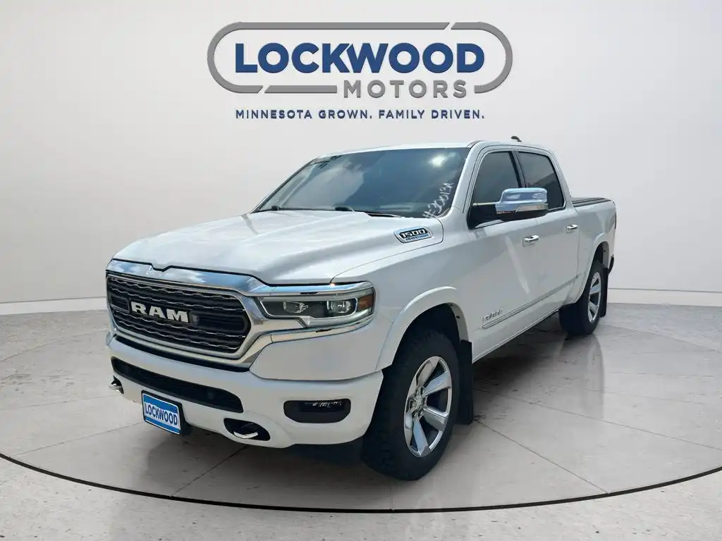 2022 RAM 1500 Limited 4x4 Crew Cab 5'7's photo