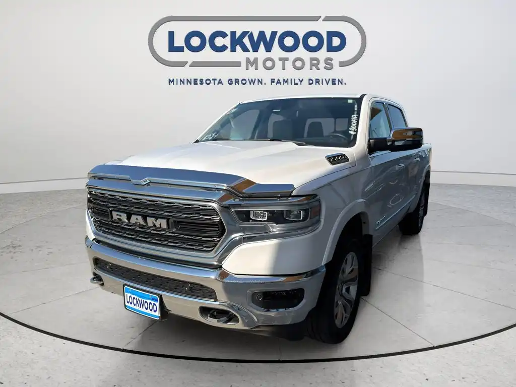 2024 RAM 1500 Limited 4x4 Crew Cab 5'7's photo