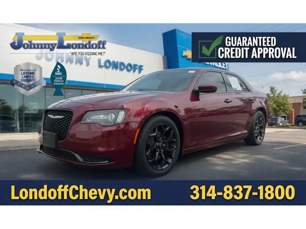 2019 Chrysler 300 Touring AWD's photo
