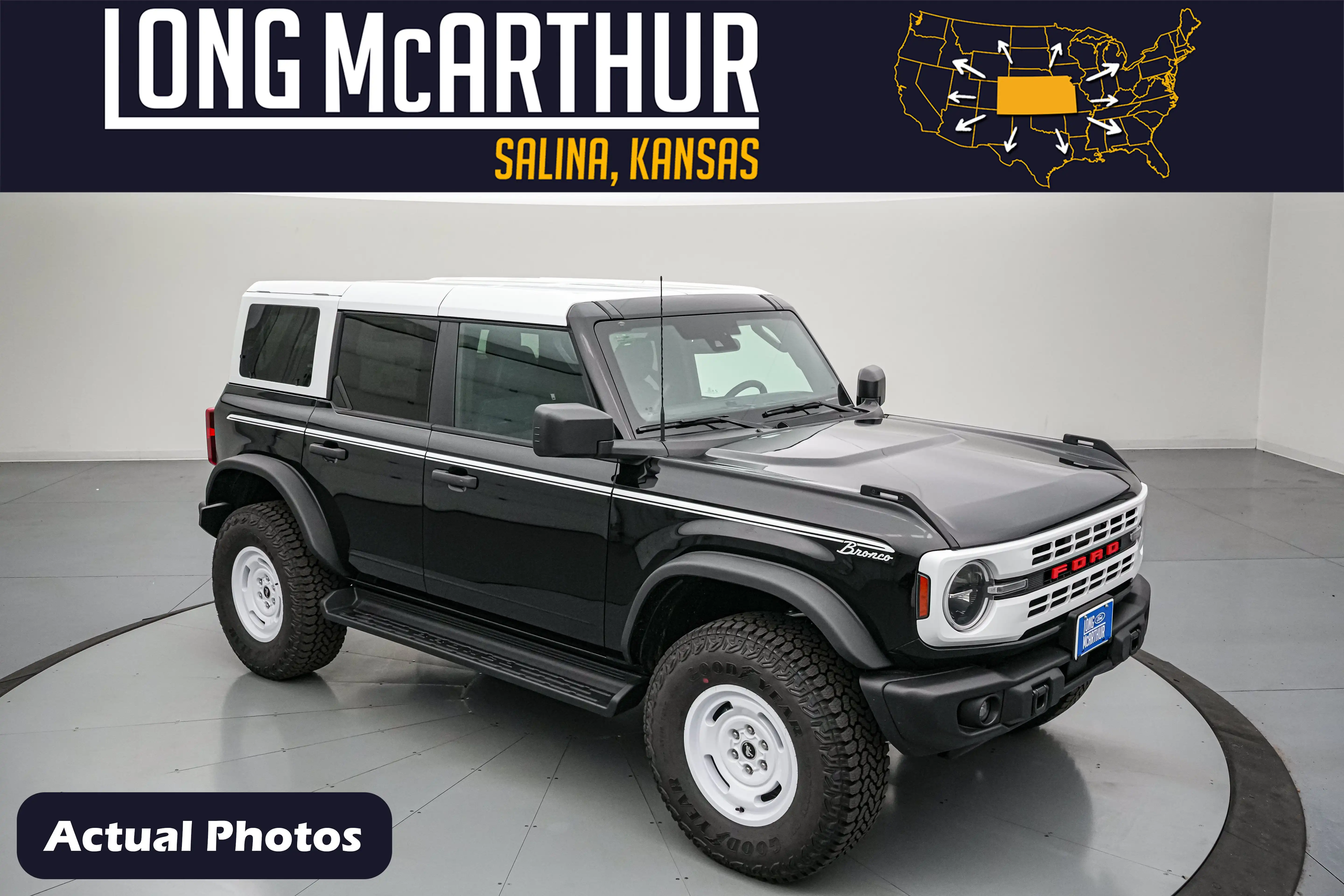 2026 Ford Bronco Heritage Edition 4x4's photo