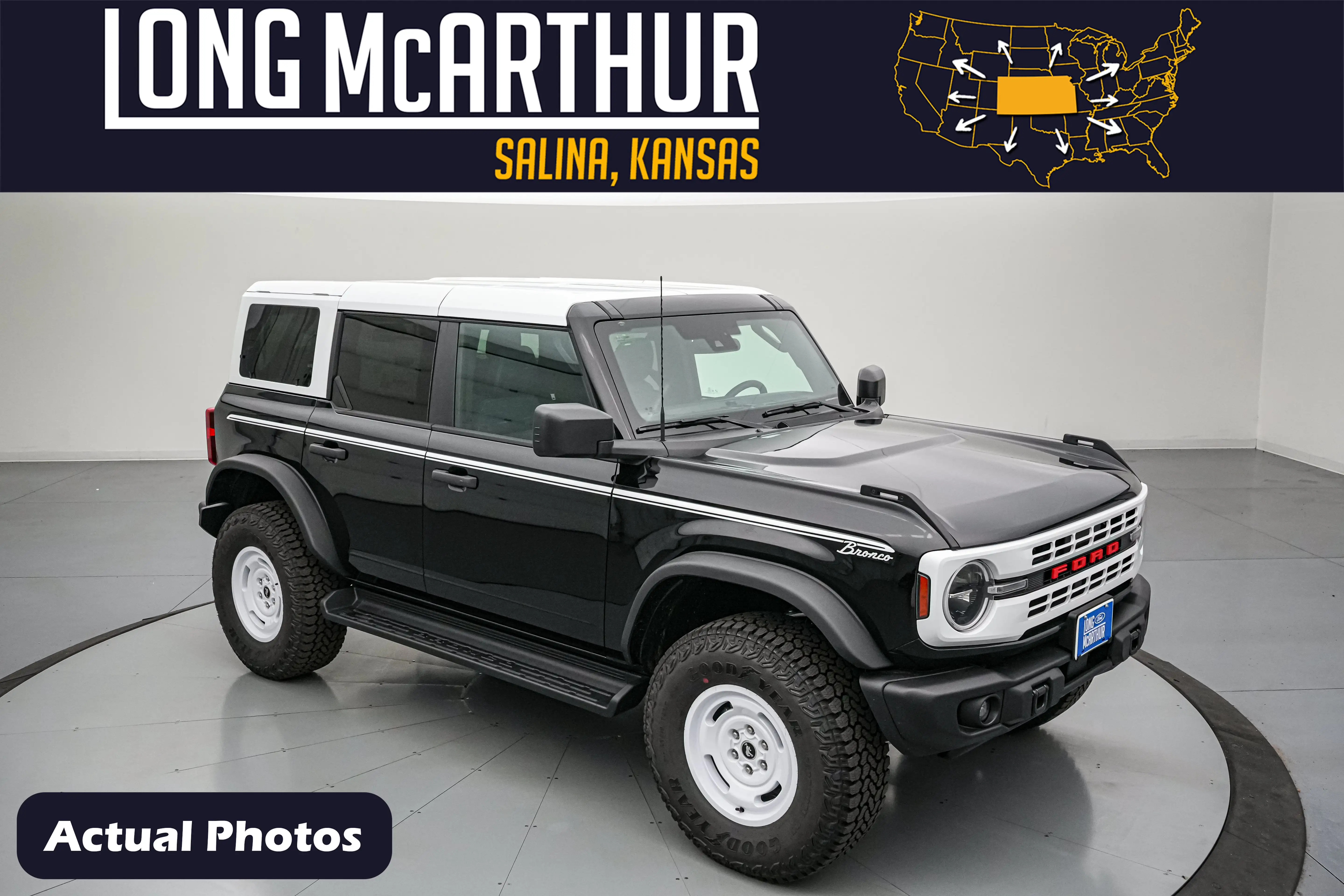 2026 Ford Bronco Heritage Edition 4x4's photo