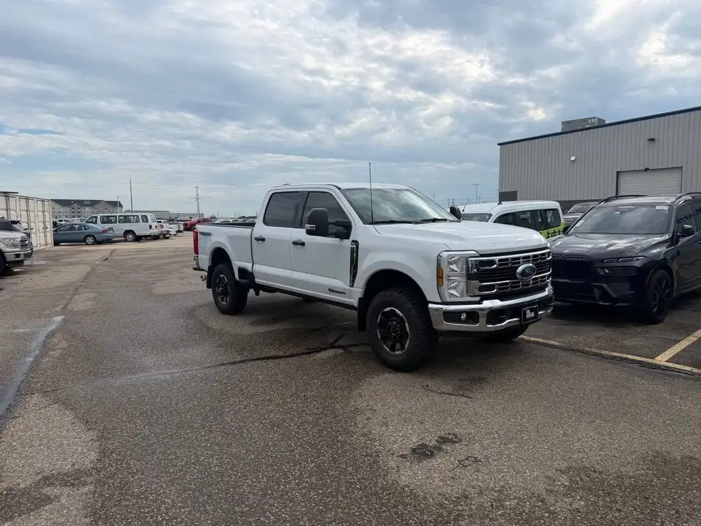 2026 Ford F-250 XLT 4x4 Crew Cab 6-3/4' Box's photo