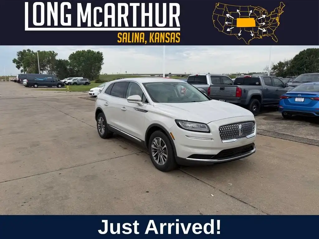 2023 Lincoln Nautilus AWD's photo