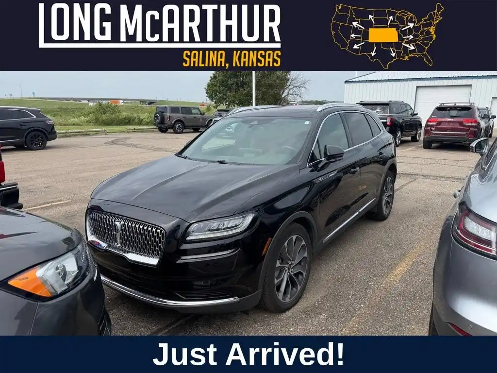 2023 Lincoln Nautilus Reserve AWD's photo