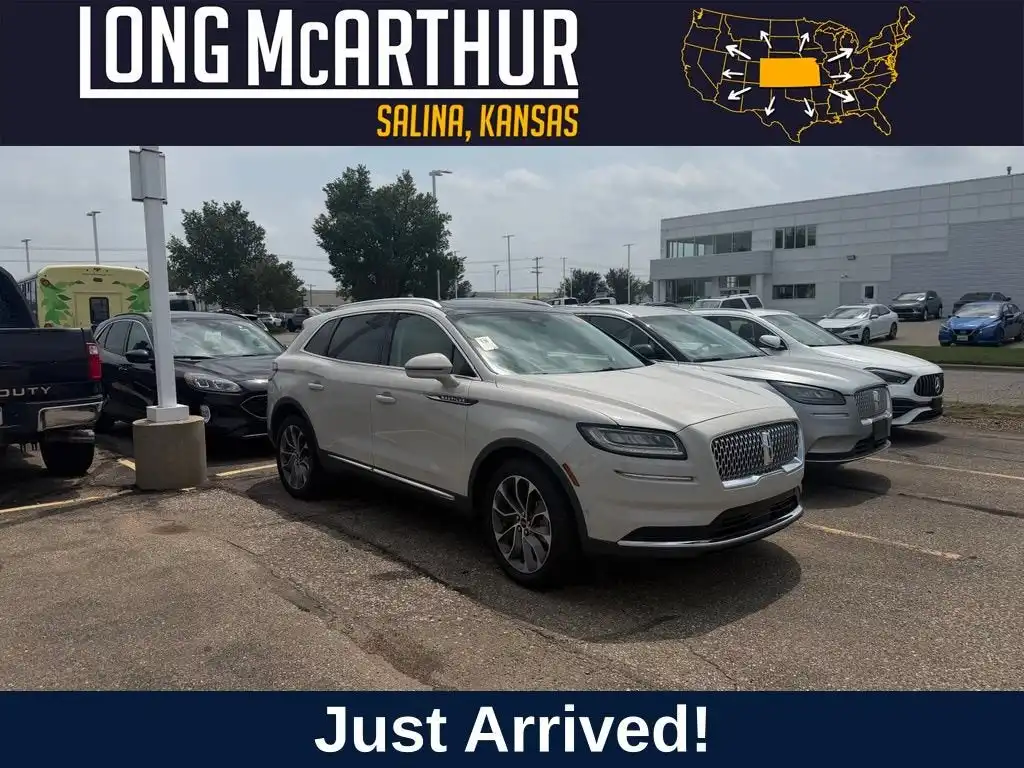 2021 Lincoln Nautilus Reserve AWD's photo