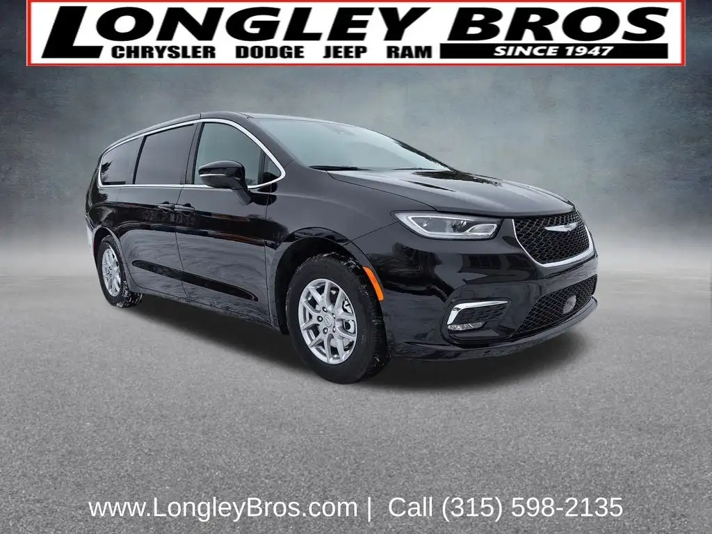 2026 Chrysler Pacifica Select's photo