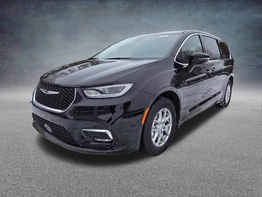 2026 Chrysler Pacifica Select photo 3