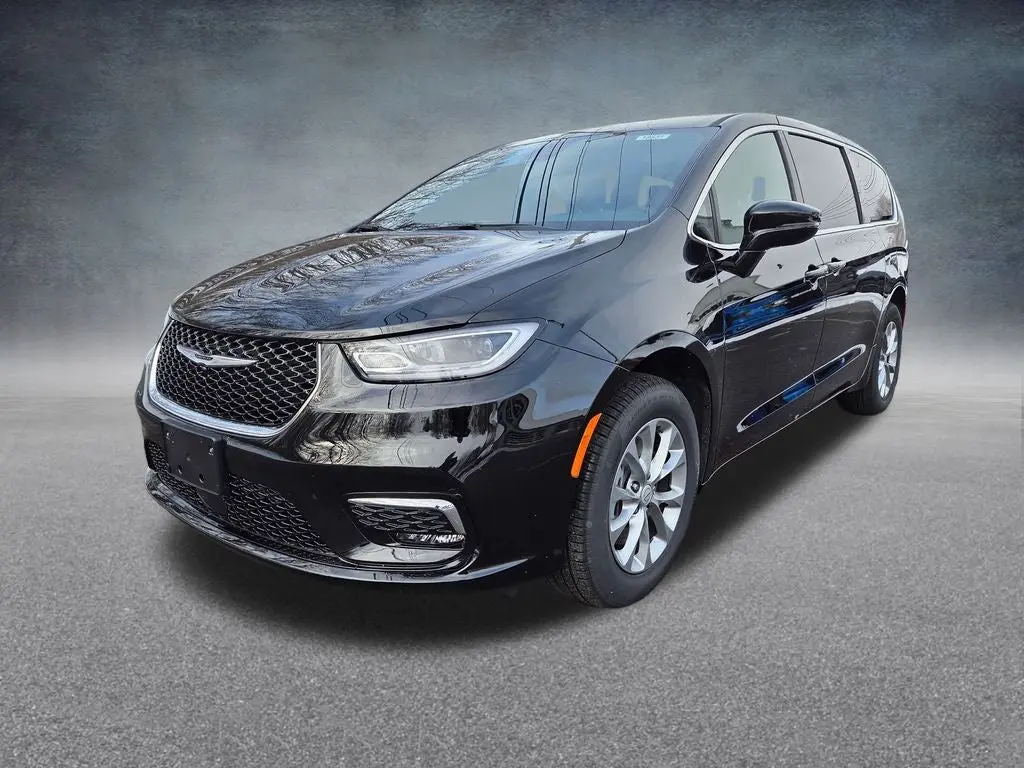 2026 Chrysler Pacifica Select AWD photo 5