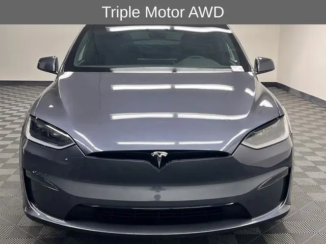 2023 Tesla Model X Plaid photo 3