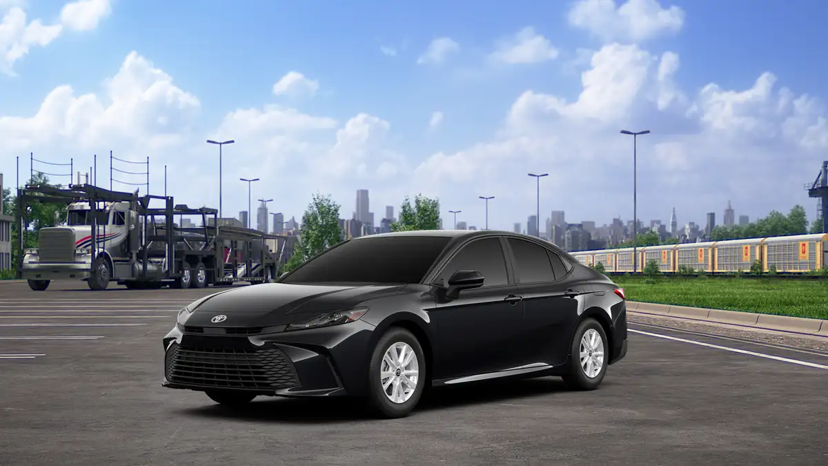 2026 Toyota Camry LE Hybrid's photo