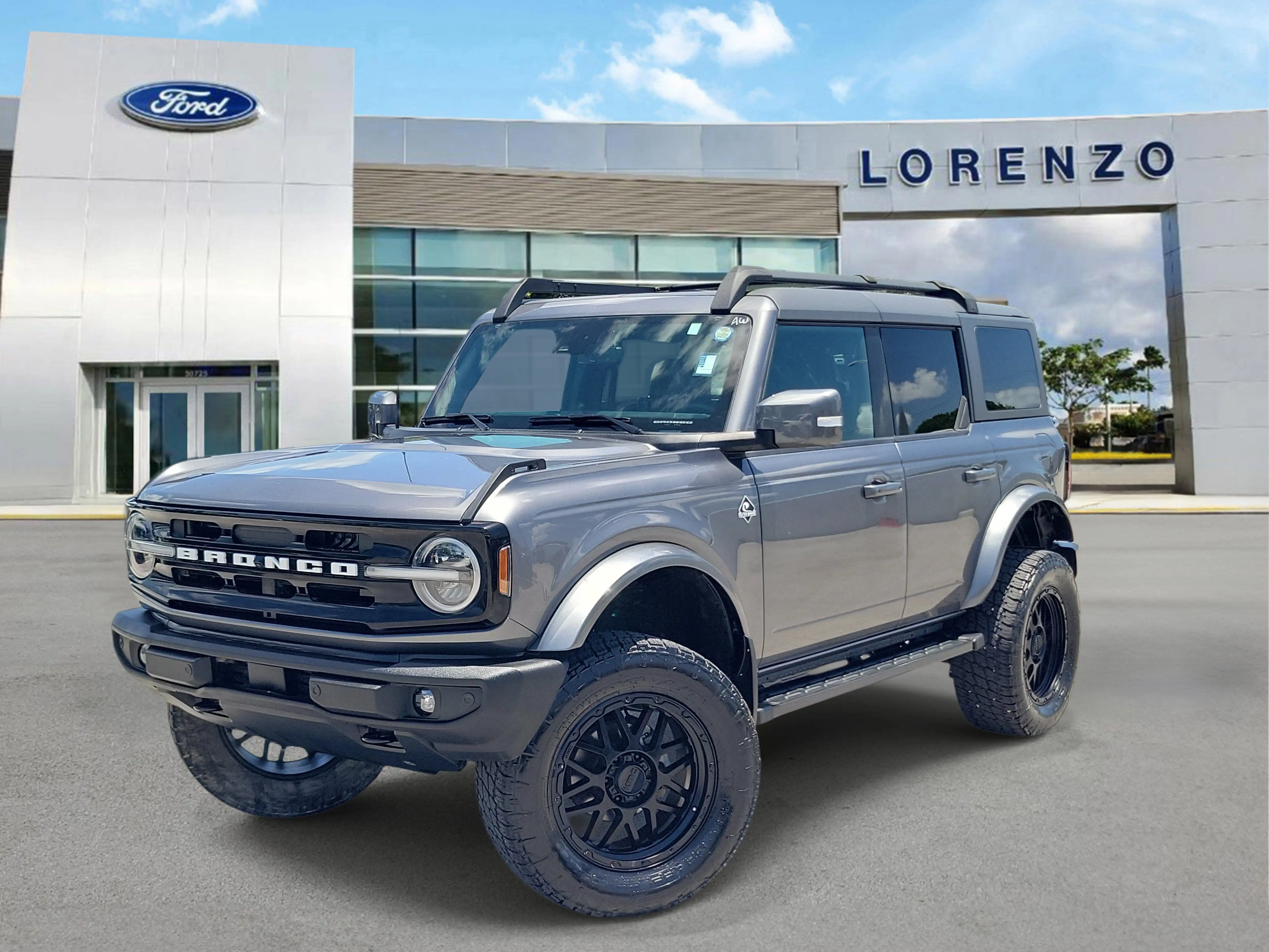 2023 Ford Bronco Outer Banks 4x4's photo