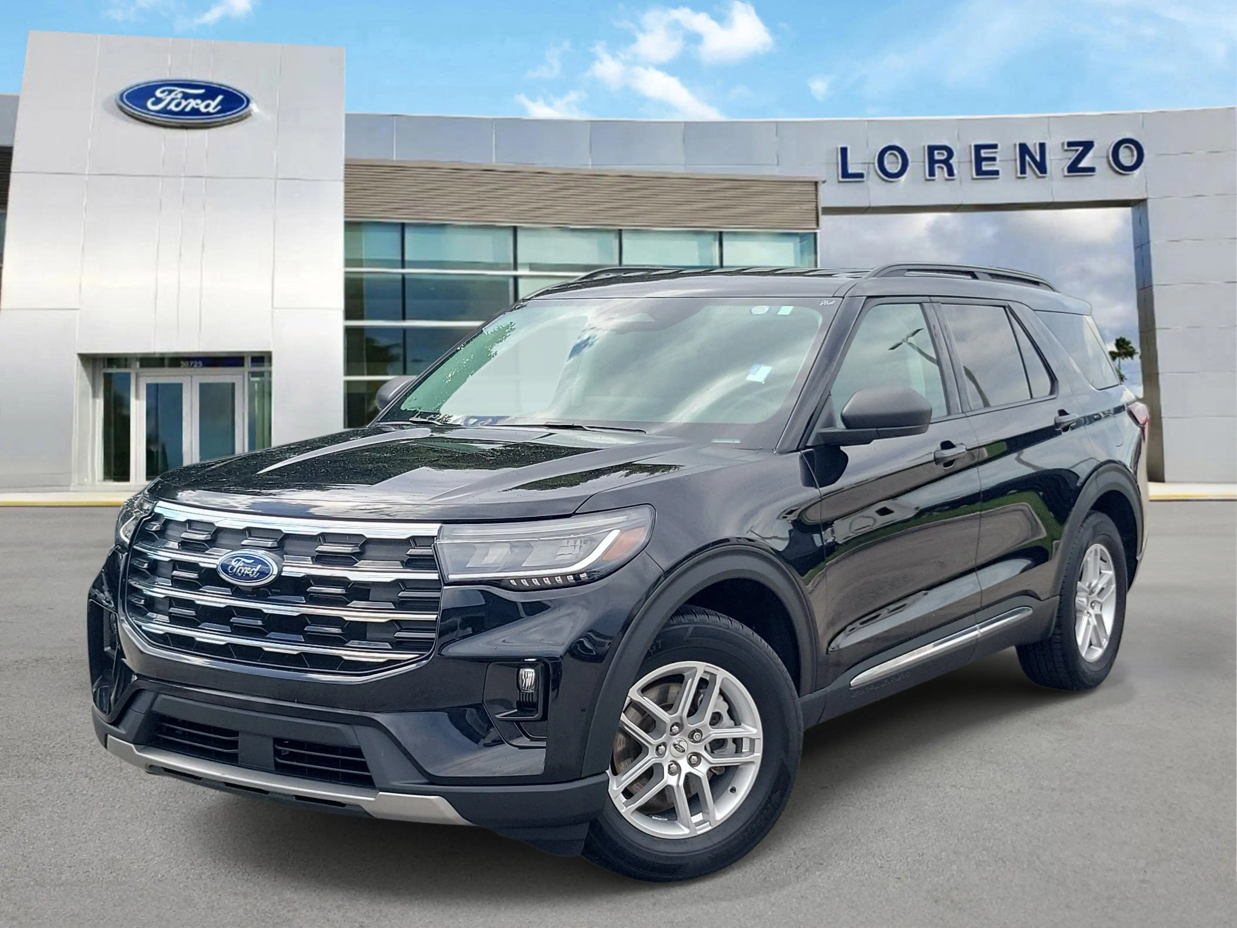 2025 Ford Explorer Active RWD (PL535)'s photo