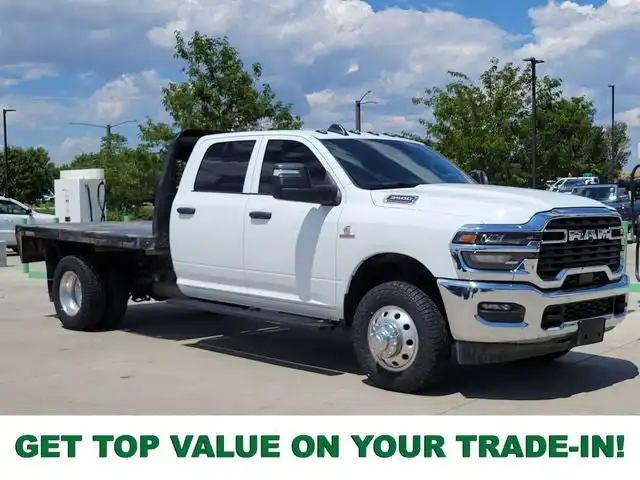 2025 RAM 3500 Tradesman 4X4 Crew Cab's photo