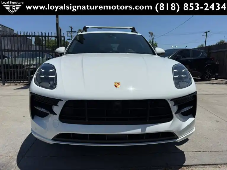2020 Porsche Macan GTS's photo