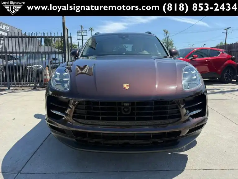 2021 Porsche Macan Base's photo
