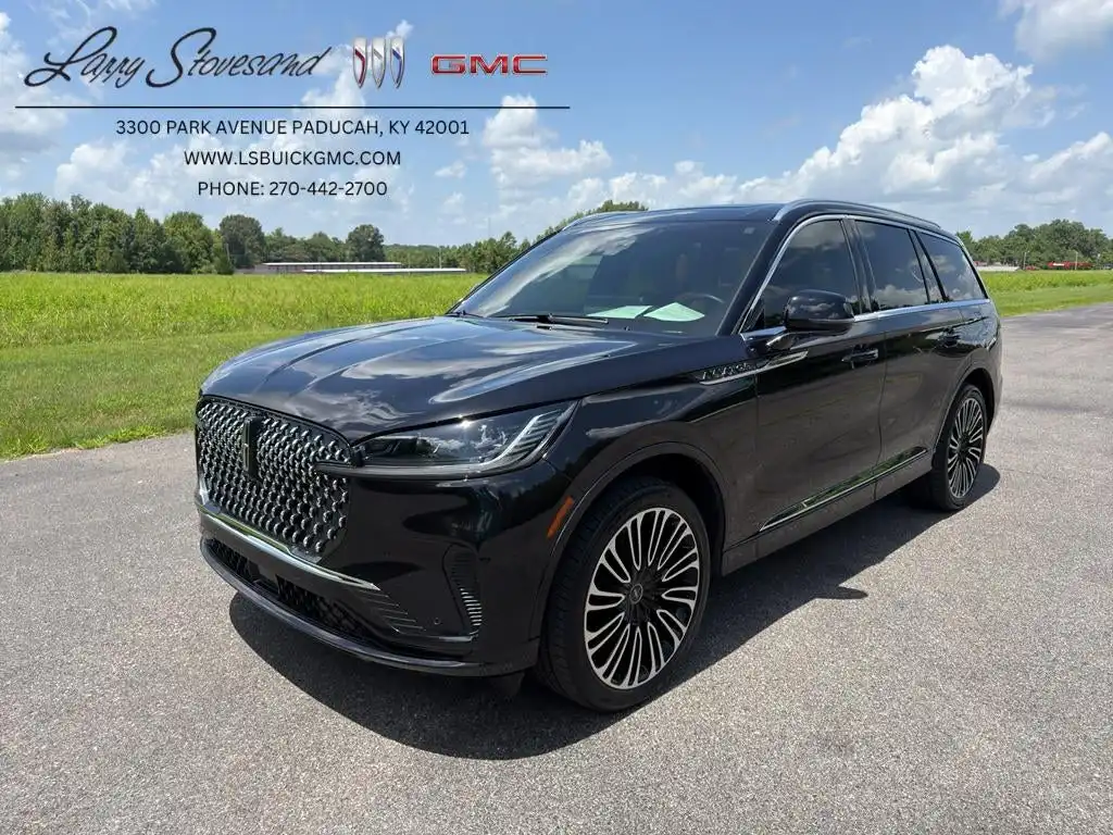 2025 Lincoln Aviator Black Label AWD's photo