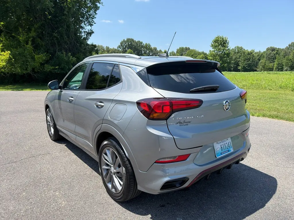 2023 Buick Encore GX Select photo 3