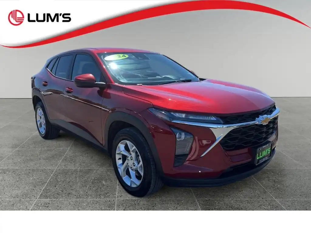 2024 Chevrolet Trax LS's photo