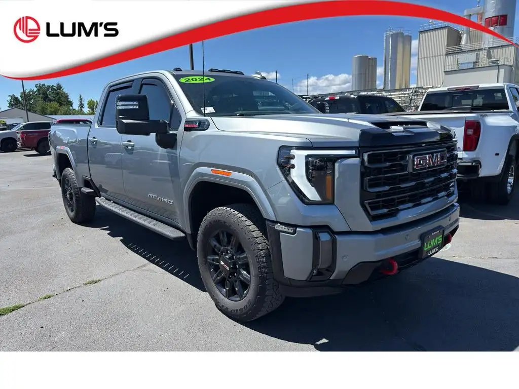 2024 GMC Sierra 4WD Crew Cab Standard Box AT4's photo