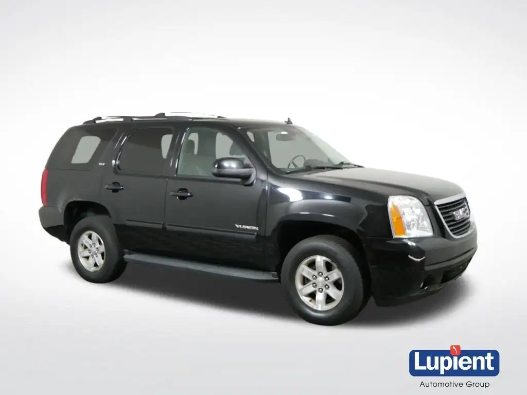 2013 GMC Yukon 4WD SLT's photo