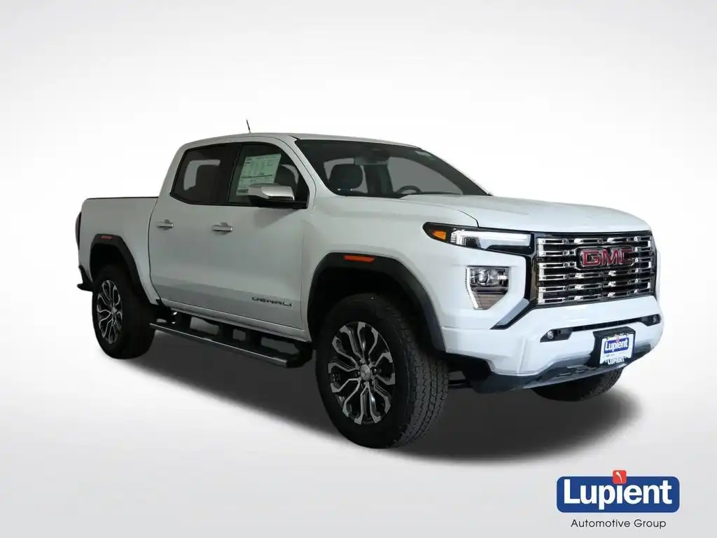 2026 GMC Canyon 4WD Denali Crew Cab Short Box's photo