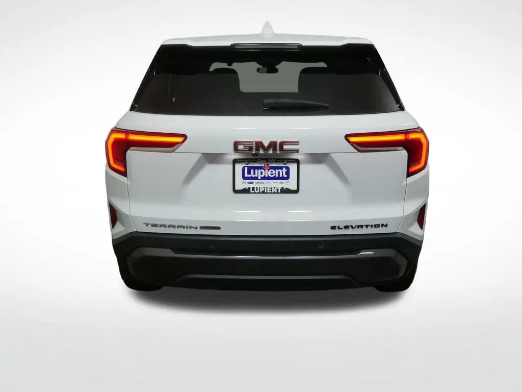 2025 GMC Terrain Elevation AWD photo 4