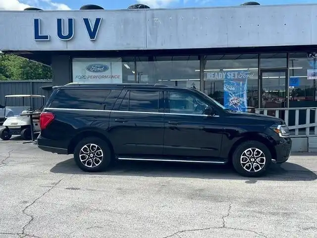 2023 Ford Expedition XLT MAX 4x4's photo