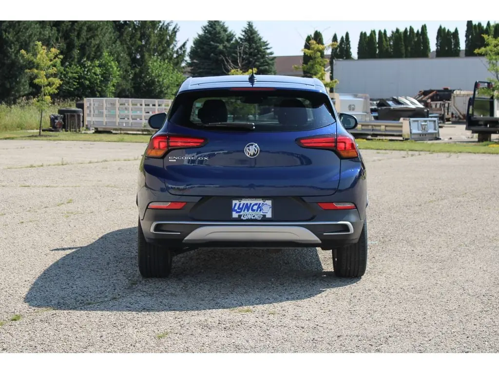 2023 Buick Encore GX Preferred AWD photo 3