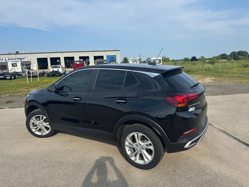 2023 Buick Encore GX Preferred AWD photo 3