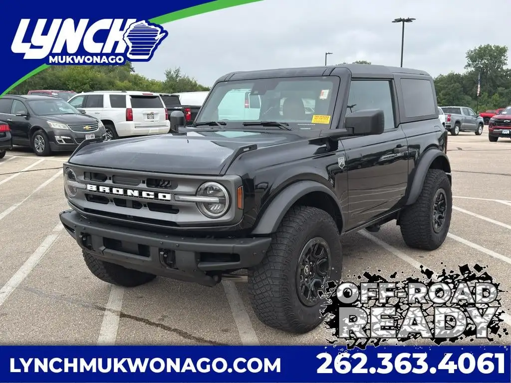 2023 Ford Bronco Base 4x4 photo 1