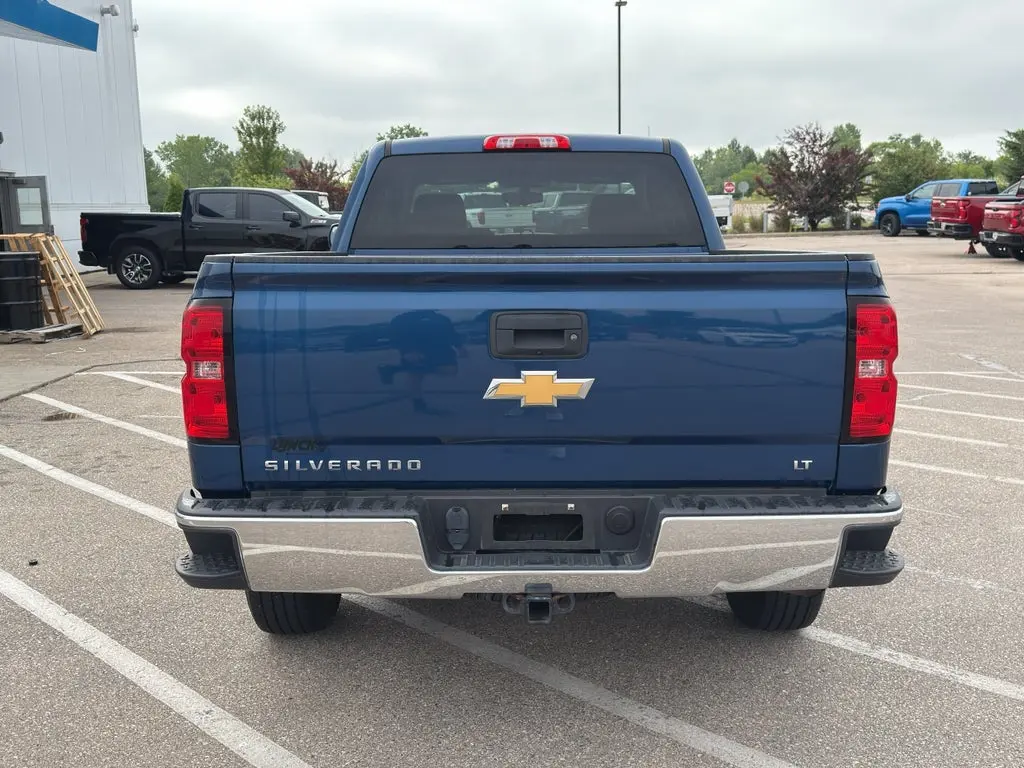 2016 Chevrolet Silverado 1500 LT 4X4 Double Cab Std Box photo 4