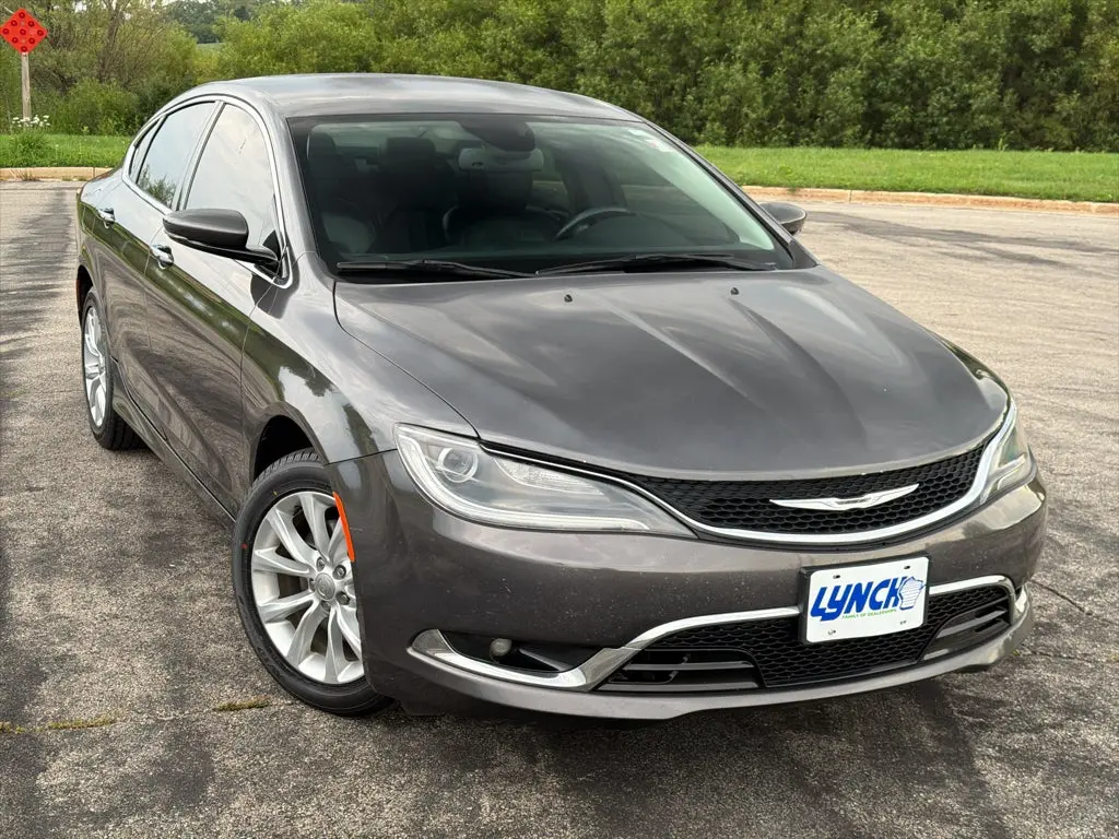 2015 Chrysler 200 C photo 5