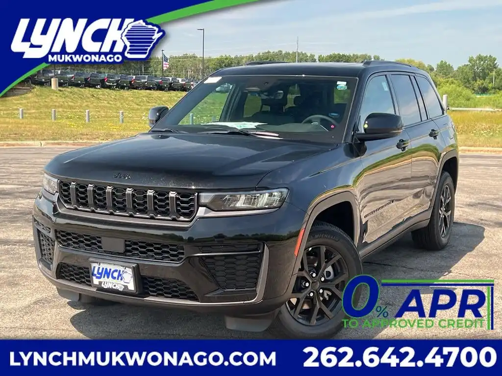 2026 Jeep Grand Cherokee Laredo Altitude 4x4's photo