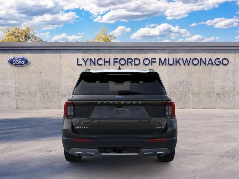 2026 Ford Explorer Active 4WD photo 5