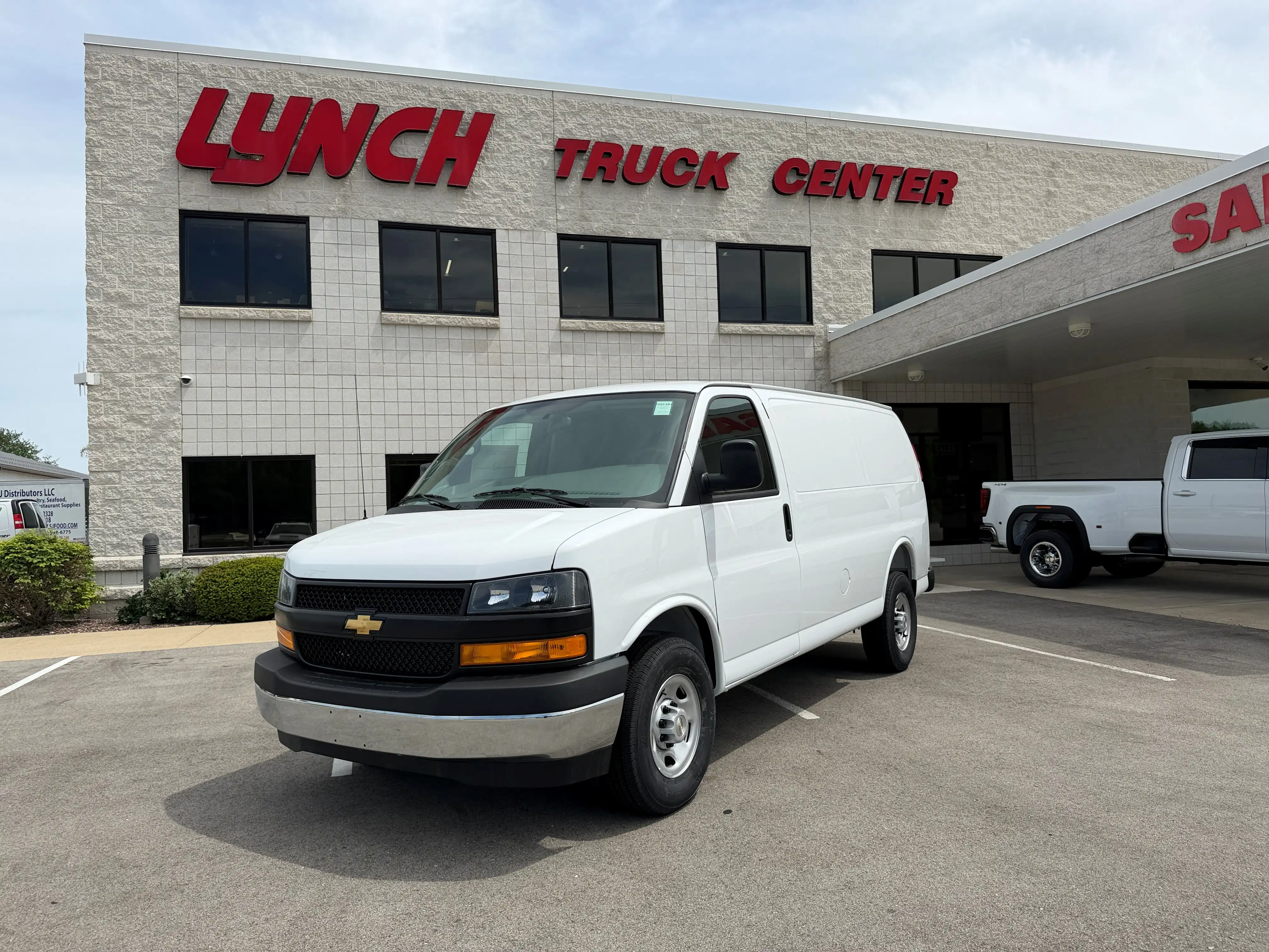 2026 GMC Savana 2500's photo