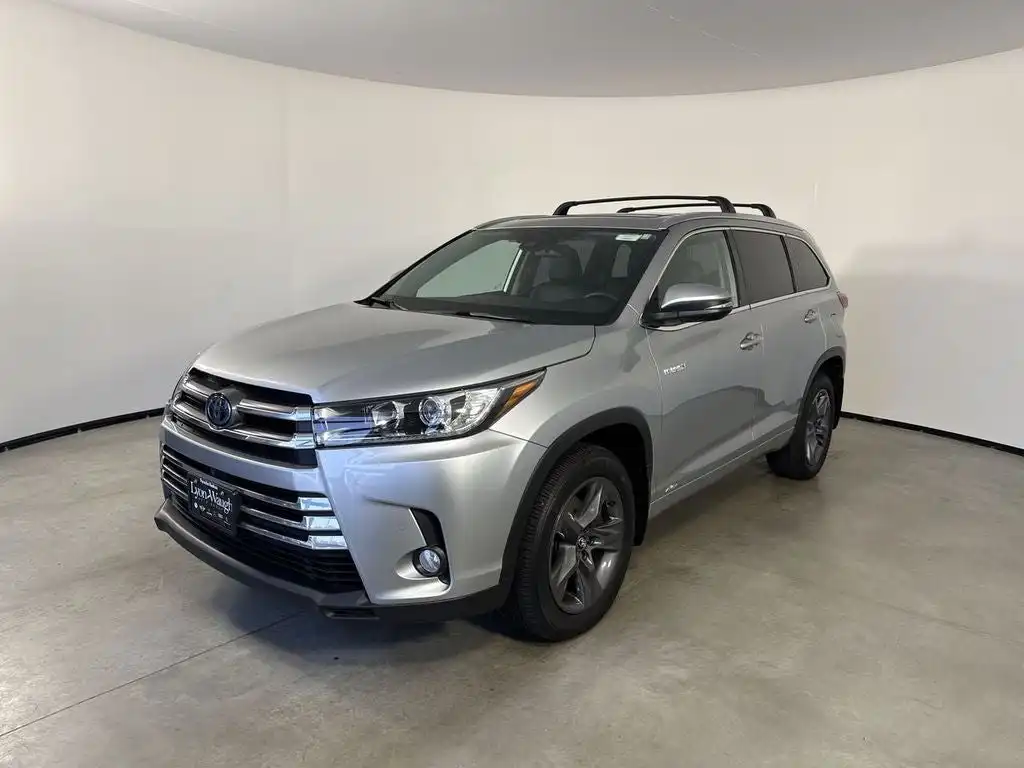 2018 Toyota Highlander Limited Platinum Hybrid 4x4's photo